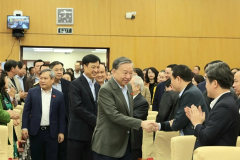 Party chief urges Hanoi to break bottlenecks, improve livelihoods