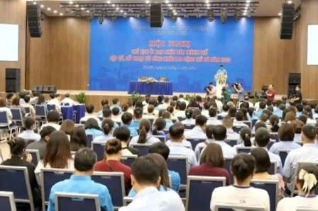 Hanoi promises to accelerate affordable housing development
