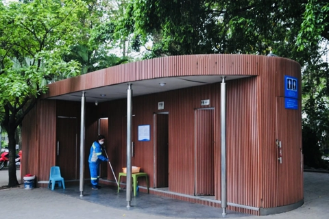 Hanoi deploys 1,000+ free public toilets ahead of 80th National Day celebration