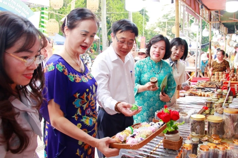Specialties on show at OCOP Product Week 2025 in Hanoi
