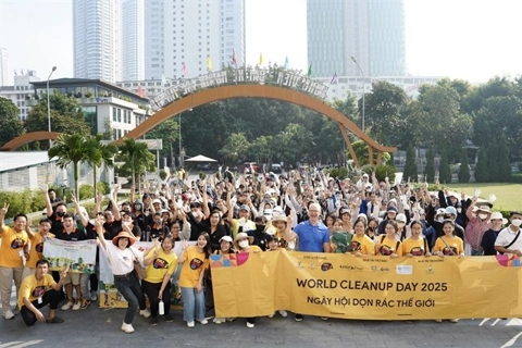 Hanoi opens waste-to-energy plant on Cleanup Day 2025