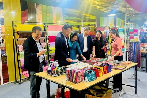 Hanoi’s International Craft Village Conservation and Development Festival highlights global heritage