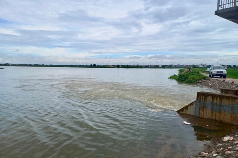 An ambitious $600 million planed to revitalize Hanoi's western rivers