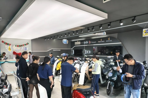 Hanoi plans financial incentives to accelerate shift to electric vehicles