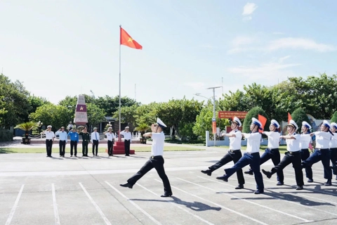 From Hanoi to Truong Sa: a bridge of love connecting mainland and islands