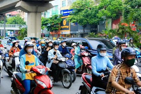 Hanoi to restrict fossil fuel two-wheelers next year