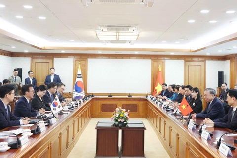 South Korea may ease visa requirements for Vietnamese citizens