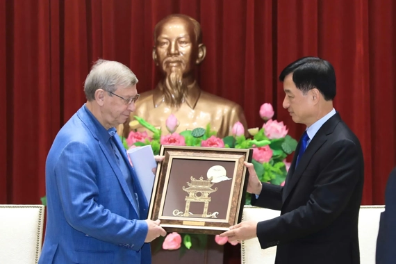 Hanoi eyes partnership with Russia’s AFK Sistema on smart city push