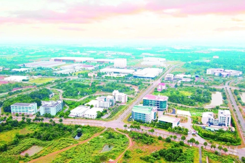 Hanoi urged to build an innovation center