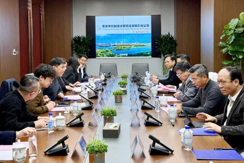 Hanoi seeks lessons from Chinese localities to shape long-term growth