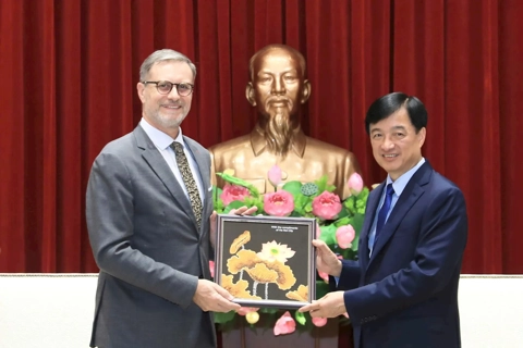 Hanoi, France commit stronger cooperation on heritage and infrastructure projects
