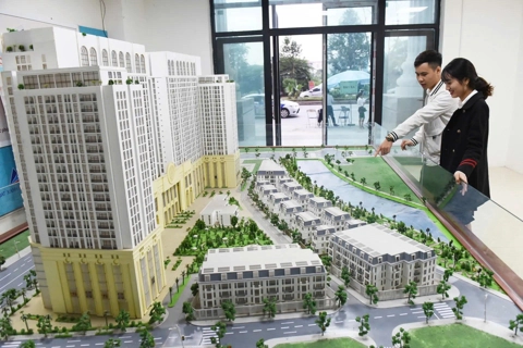 Real estate firms sell bonds worth $402 million in May