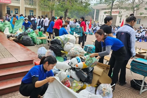 Hanoi pursues sustainable waste sorting inspired by global models