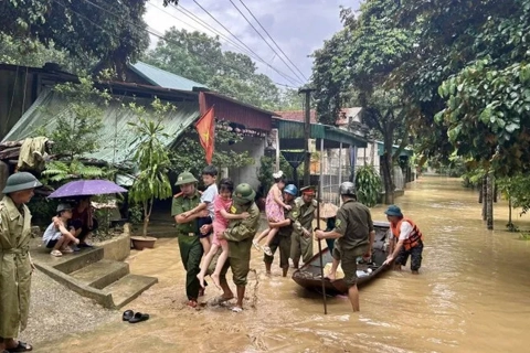 Vietnam requests urgent responses as Typhoon Bualoi nears landfall tonight