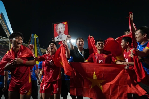 Photos: Vietnam U22 earns epic comeback over Thailand to seize SEA Games gold