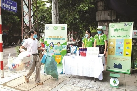 Complete policies, infrastructures come first as Hanoi wants better waste sorting, management