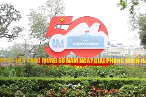 Five holiday days, 900,000 visitors: Hanoi’s tourism hits new peak
