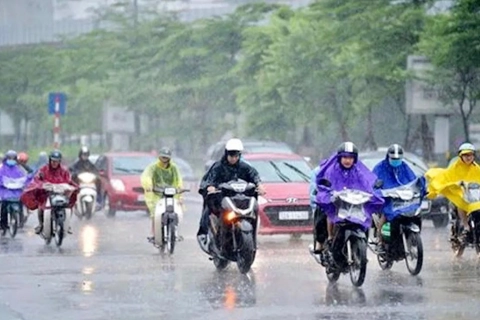 Hanoi braces for flooding as heavy rain continues