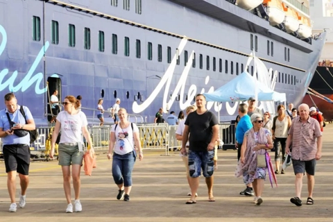 Vietnam welcomes 11 million foreign visitors in H1