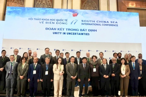 Vietnam urges dialogue and respect for international law in the East Sea