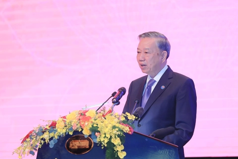 Diplomacy holds vital role in Vietnam's defense and development: Party Chief 
