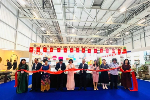Hanoi promotes trade and cultural identity at UK fair