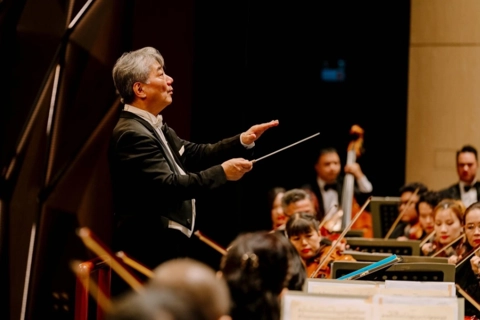 Christmas charity concerts light up Hanoi churches with festive classics