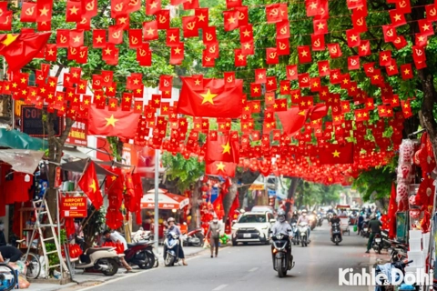 Vietnam to give every citizen VND100,000 on National Day celebrations