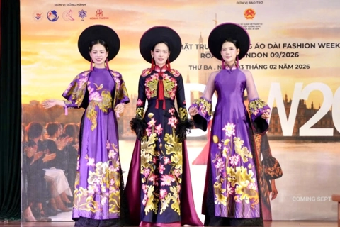 Bringing Ao Dai onto the global fashion map