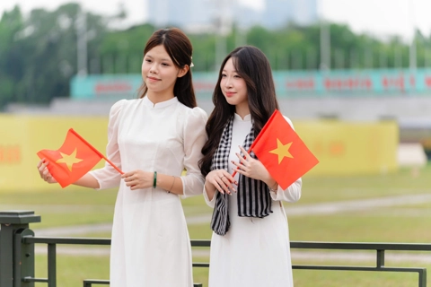 Hanoians embrace patriotic spirit ahead of National Day
