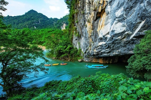 Vietnam’s natural wonders win big at World Travel Awards 2025