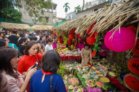 Explore traditional flavors at Hanoi’s Craft Village and Street Cuisine Festival 2025
