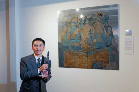Painting portraying migrant workers win international art competition
