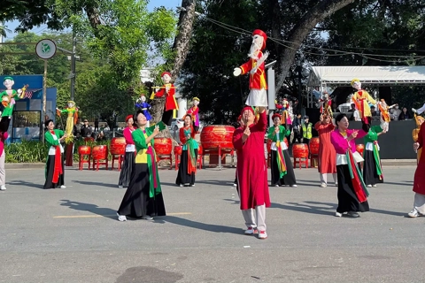 Hanoi Autumn Festival concludes, drawing over 50,000 visitors