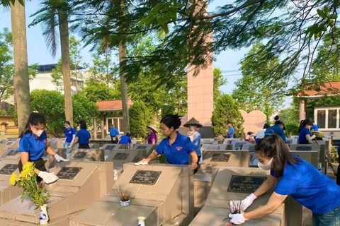 Hanoi launches “Green Weekend in July” to honor Vietnamese heroic martyrs