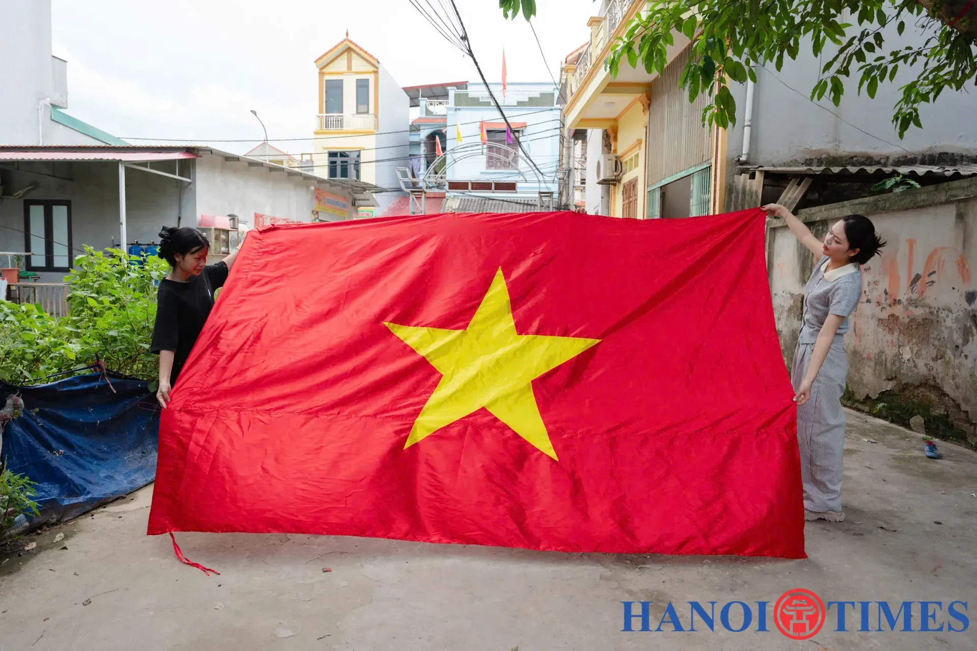 Hanoi village cultivates national pride for generations- Ảnh 12.