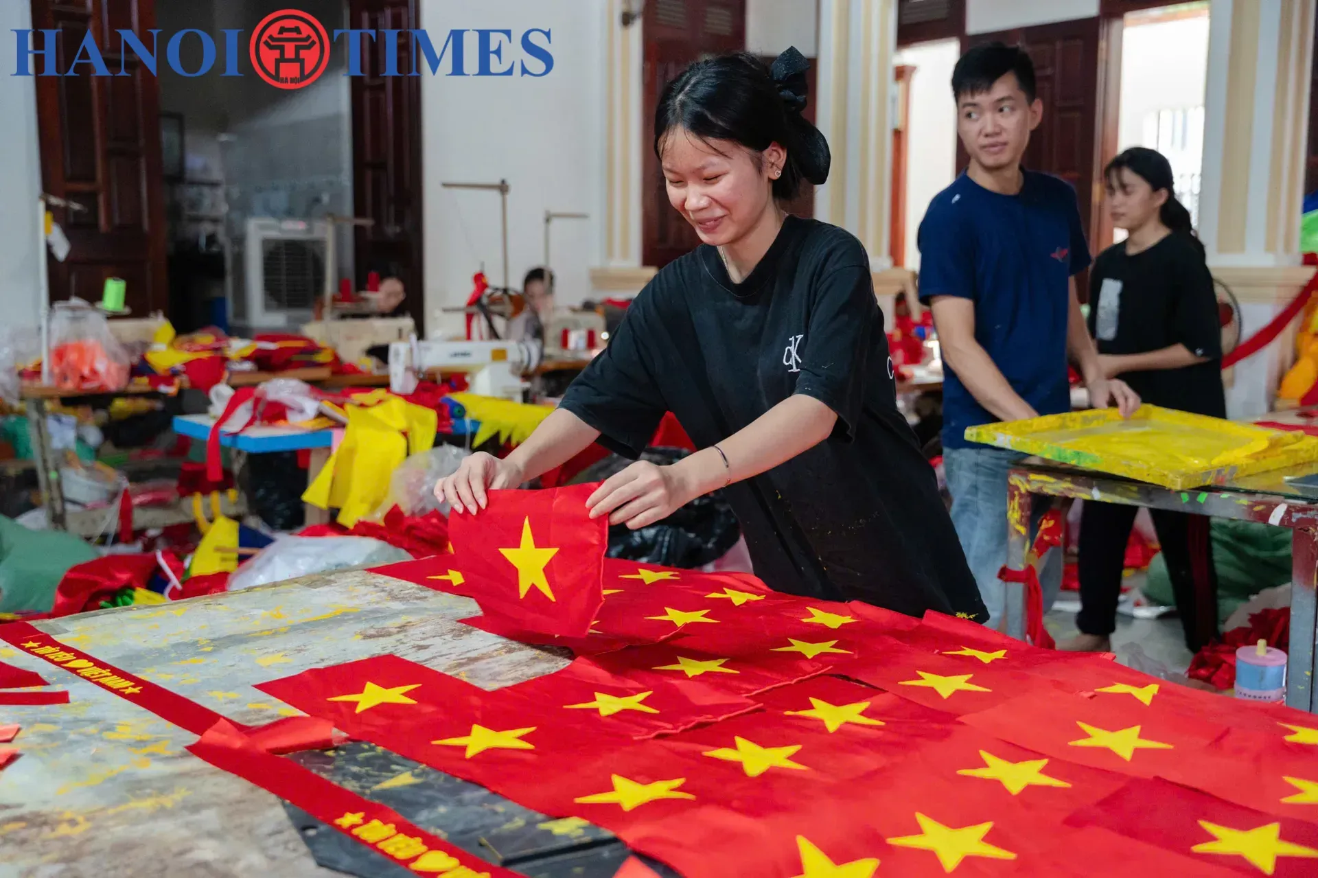 Hanoi village cultivates national pride for generations- Ảnh 7.