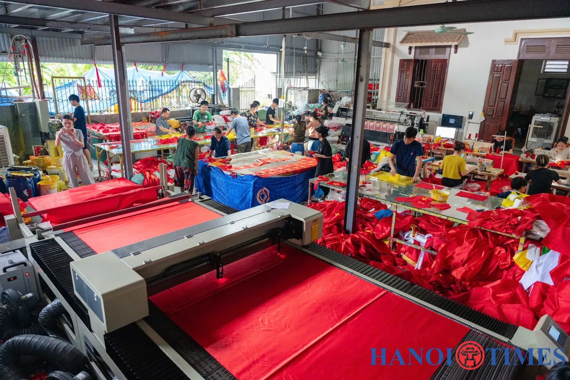Hanoi village cultivates national pride for generations- Ảnh 3.