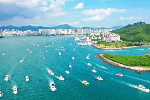 Vietnamese youngsters, tourism professinals to tour tropical city Sanya