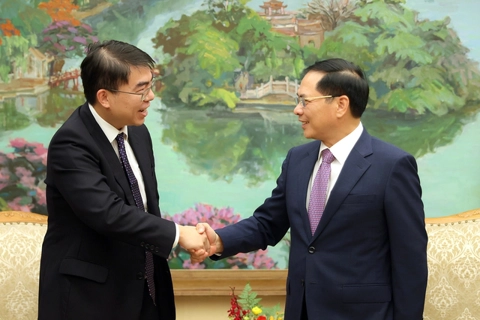 Vietnam welcomes Warburg Pincus expressway project to expand investments, boost tourism