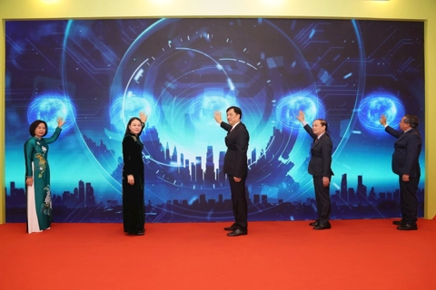 Vietnam Fatherland Front of Hanoi launches new app to boost public engagement