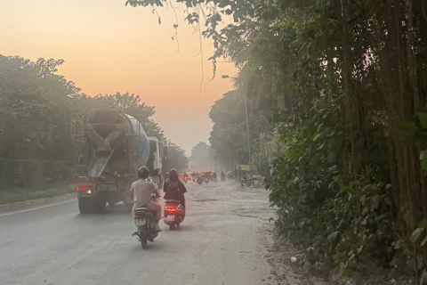 Hanoi orders strong air-pollution measures and warns schools to adjust schedules