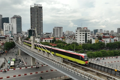 Hanoi Metro allows folding e-bikes on trains