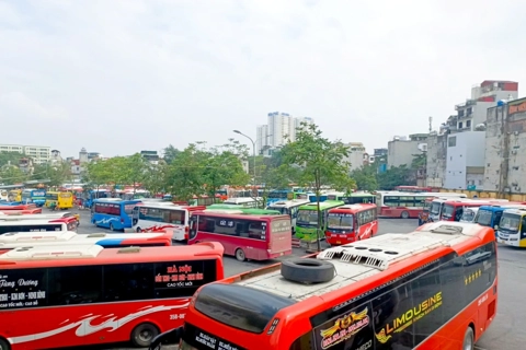Hanoi adds 1,000 buses for travel during National Day festival