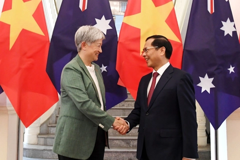 Australian Foreign Minister promises assistance for Vietnam to develop new technologies
