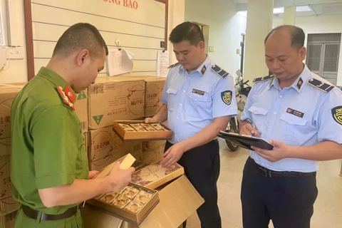 Hanoi tightens food safety for Mid-Autumn Festival 2025
