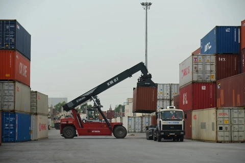 Cut tariffs and import more from the US as  "Trump card"
