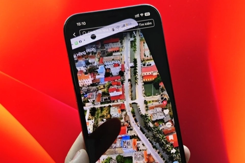 Vietnamese netizens enthused by Google Maps "Time travel" trend