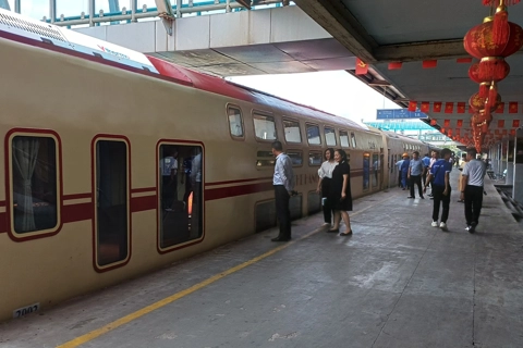 Hanoi to launch double-decker night train for heritage tour