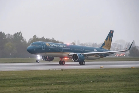 Vietnam aviation sector steps up preparedness amid Typhoon Wipha
